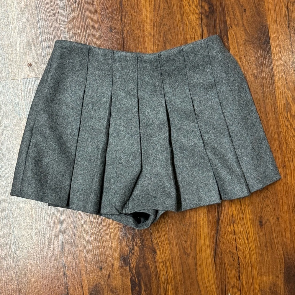 Anthropologie Mare Mare Pleated Skort Grey Wool Blend Size Medium